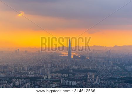Sunset At Namhansanseong In Seoul City,south Korea.