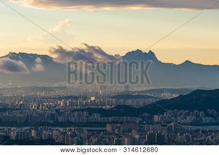 Sunset At Namhansanseong In Seoul City,south Korea.