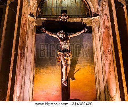 Basilica San Fedele, Como, Italy