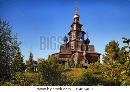 Orthodoxe Holzkirche