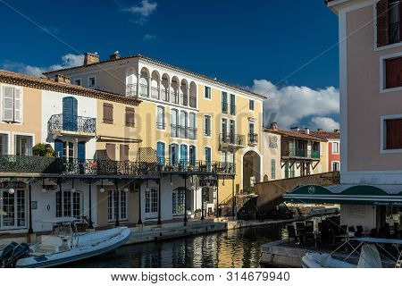 Port Grimaud, France - September 29, 2018:  Canals And Boats Of Port Grimaud Village In France