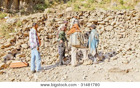 Kashmiri Wall Builders Team Meeting