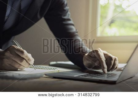 A New Generation Of Businessmen Who Are Working