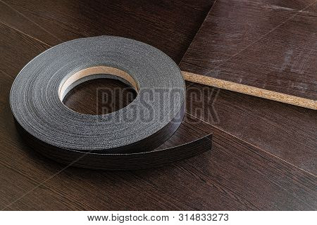 Roll Melamine Edge For Finishing Of Furniture On Laminated Chipboard Sheets Wenge Color