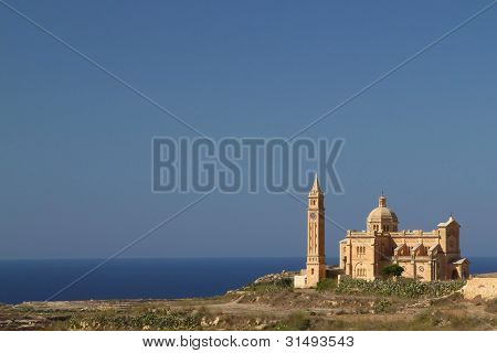Ta' Pinu Kirche an der KÃ¼ste von Gozo-Malta