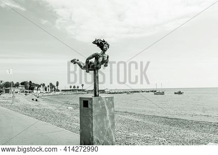 Cagnes-sur-mer, France, 25.03.2021: Sculpture Called The Fly By Lena Dettervik Is Located Along The 