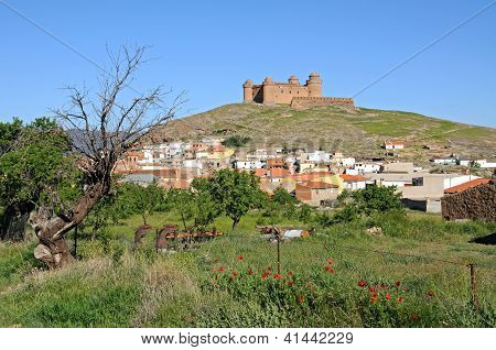 Lille spansk by, La Calahora, Andalusien.