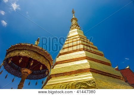Wat Phra to Chae Hang