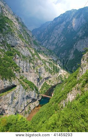 Søen Pivsko i Montenegro