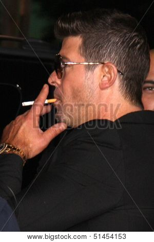 LOS ANGELES - SEP 25:  Robin Thicke at the 