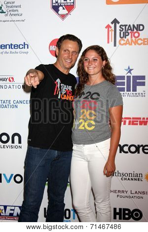 LOS ANGELES - SEP 5:  Tony Goldwyn, Tess Goldwyn at the Stand Up 2 Cancer Telecast Arrivals at Dolby Theater on September 5, 2014 in Los Angeles, CA