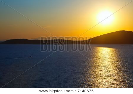Soluppgång över Egeiska havet