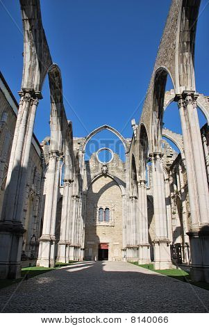 Carmo церковь Руины в Лиссабоне, Португалия