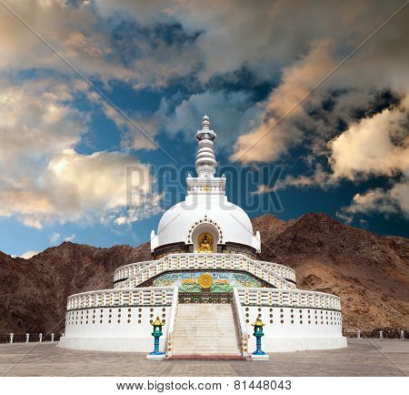 Tall Shanti Stupa Near Leh