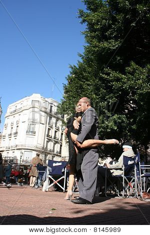 Tango v Buenos Aires