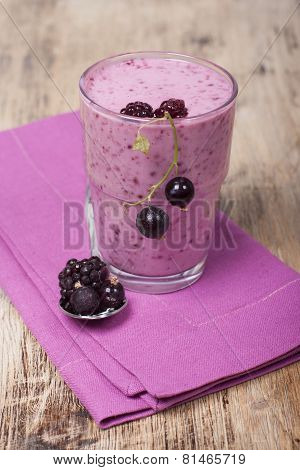 Smoothies Of Blackberry And Black Currant With Yogurt  .