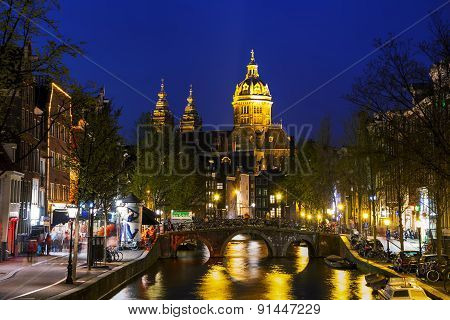 The Basilica Of Saint Nicholas (sint-nicolaasbasiliek) In Amsterdam