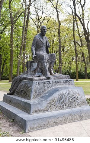 Henryk Sienkiewicz Monument