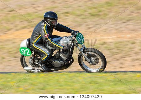 2016 Shannons Victorian Historic Road Racing Championships - Practice