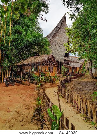 Bamboo House By The Poso Lake