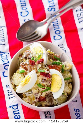 baked potato salad with egg and bakon