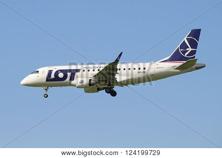 ST. PETERSBURG, RUSSIA - JULY 24, 2015: The plane Embraer E-170 (SP-LDE) LOT Polish Airlines. View the profile