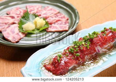 horse meat sashimi and horse meat carpaccio