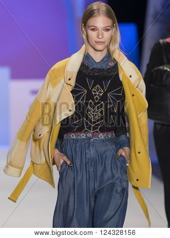 Desigual - Fall Winter 2016 Collection