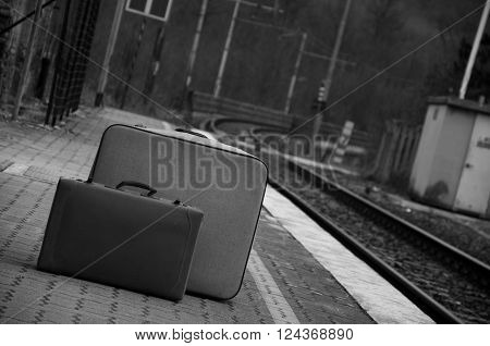 the old bag at the train station
** Note: Shallow depth of field