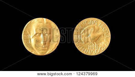YUGOSLAVIA - CIRCA 1976 : Gold medallion, made by Zlatara Majdanpek - Yugoslavia, that shows portrait of scientist Nikola Tesla.