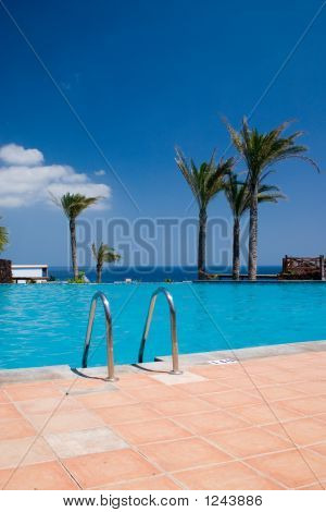 Pooltree