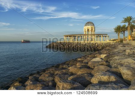 islamic architecture next to bay of kuwait