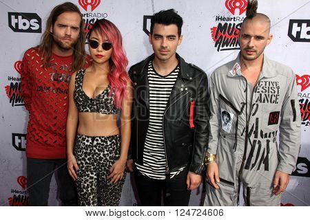 LOS ANGELES - APR 3:  DNCE at the iHeart Radio Music Awards 2016 Arrivals at the The Forum on April 3, 2016 in Inglewood, CA