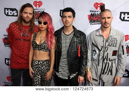 LOS ANGELES - APR 3:  DNCE at the iHeart Radio Music Awards 2016 Arrivals at the The Forum on April 3, 2016 in Inglewood, CA
