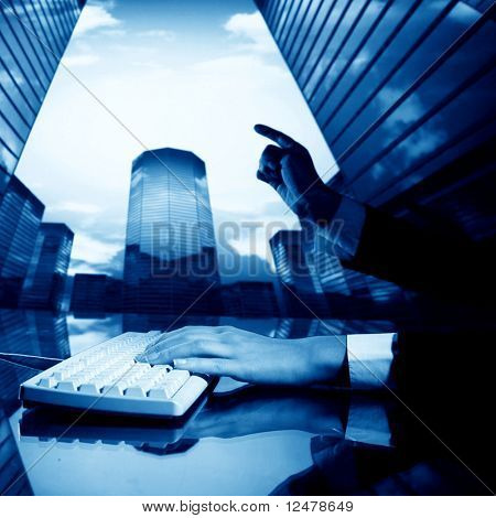 ingatlanügynök munka