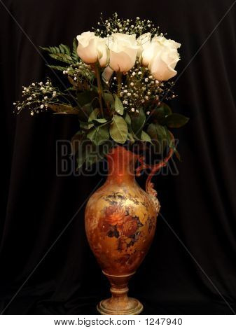 白バラの花束