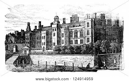 Old Somerset House (Former Somerset Palace), vintage engraved illustration. Colorful History of England, 1837.