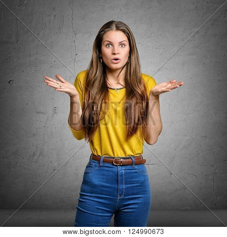 Pretty woman shrugs shoulders with palms up and astonished expression on her face
** Note: Soft Focus at 100%, best at smaller sizes