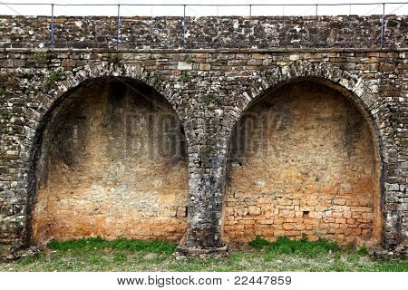 Kale kale duvar Ainsa köyde Aragon Pyrenees Huesca İspanya