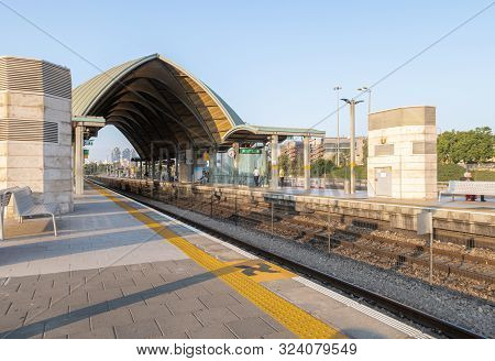 Tel Aviv-yafo, Israel, September 17, 2019 : Empty Peron At Tel Aviv Station University On The Israel
