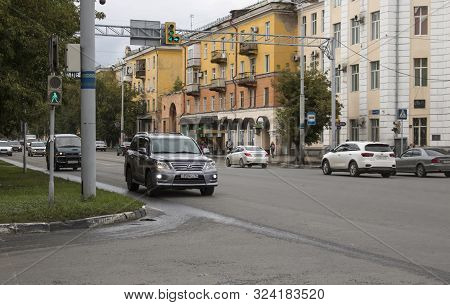 Kazakhstan, Ust-kamenogorsk - 11 September, 2019. Traffic On Nazarbaev Avenue.
