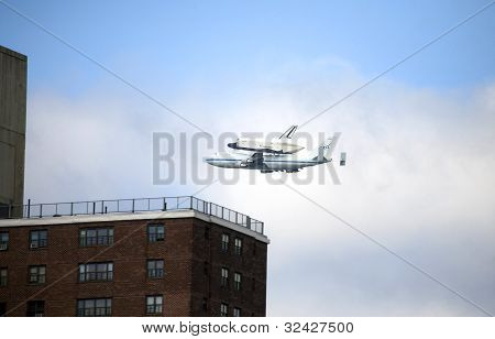 Navette spatiale Enterprise Flyover NYC
