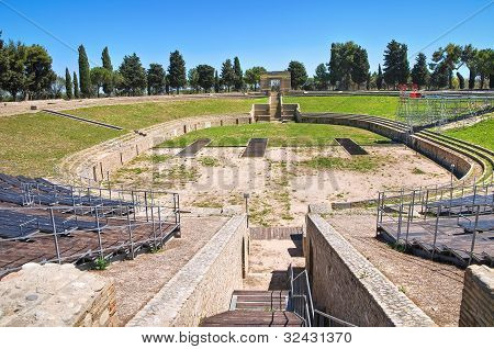 Amfiteátr Lucera. Puglia. Itálie.