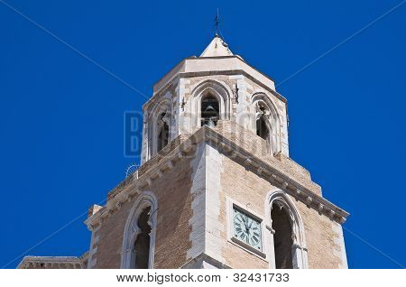 Katedrální bazilika. Lucera. Puglia. Itálie.
