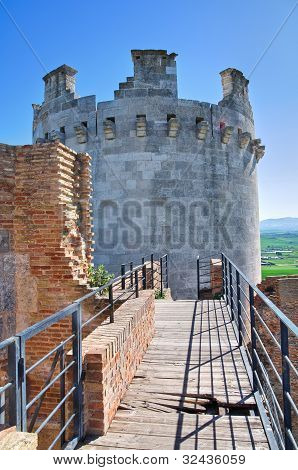 Hrad Lucera. Puglia. Itálie.