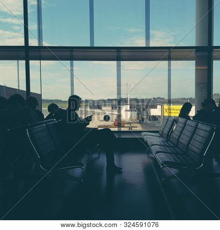 Vienna Schwechat, Austria. September 2019: Commuters At The Airport Departures Lounge And Passengers