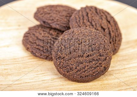 Dilicious Chocolate Rounded Cookies On Woogen Plate