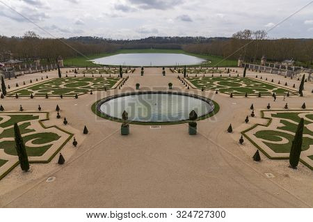 Park Gardens. Dating Back From Louis Xiii, This Garden Was Projected And Perfected By Andre Le Notre