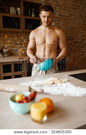 Nude Man Cooking Image & Photo (Free Trial) | Bigstock