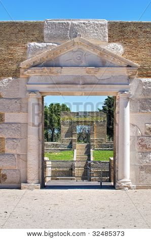 Amfiteátr Lucera. Puglia. Itálie.